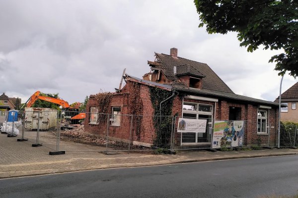 17.7.2024 - Der Abriss aus Sicht der Oststrasse