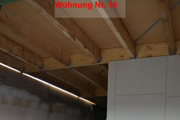 4.8.2025 - Trotz viel Regen sind die Decken im 2. OG eingebaut